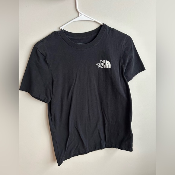 Size xs North Face shirt - Picture 2 of 3
